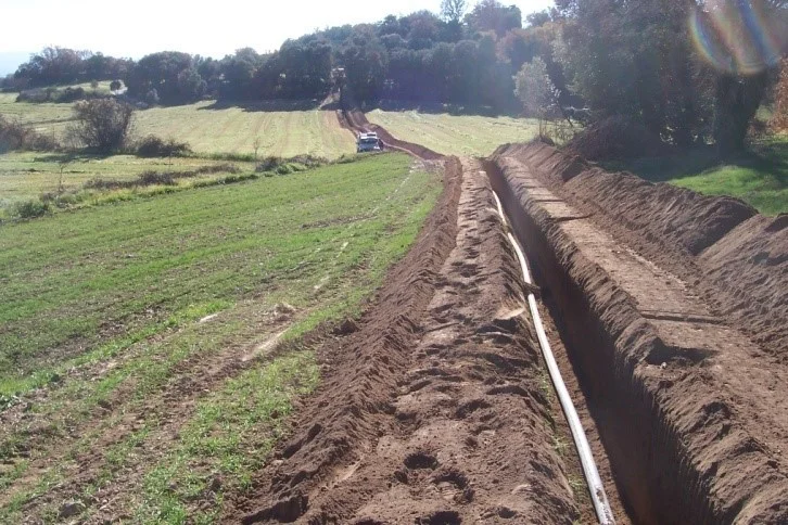 Approvisionnement des communes d'Espunyola, Montclar, Montmajor, 
												Navès et viver I Serrateix depuis le barrage de Sant Ponç
												